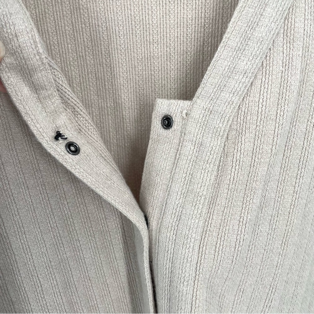 Anthropologie Puff Sleeve Snap Button Cardigan Sweater Top - Picture 6 of 8